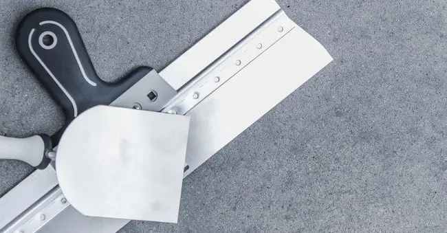 The Best Way to Patch a Hole in Drywall 4 hero bg 1