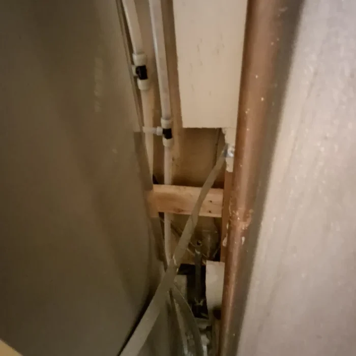 Wall cavity with copper pipes